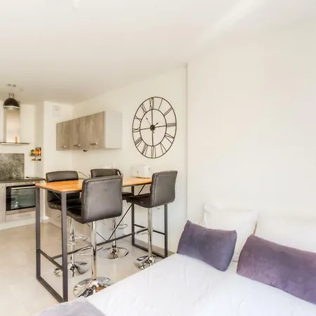 Loft Avenue Private *